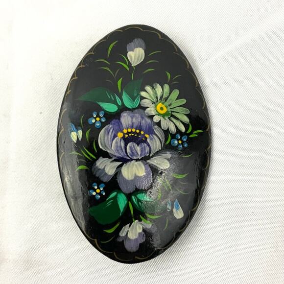 VTG Brooch Russian Lacquer Flower Brooch Hand Painted Signed - Picture 1 of 9